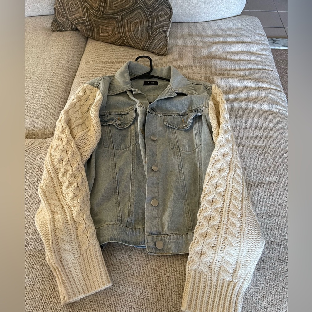 Vici Jean jacket size small